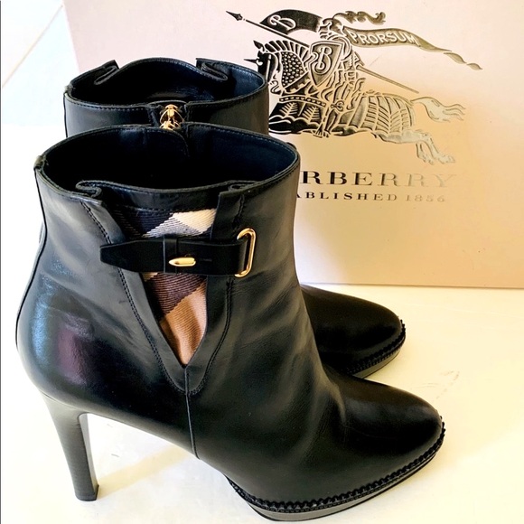 Burberry Black leather Boots Nova Check accent slight platform Eur 40 UK 7 US 9 - Picture 8 of 14